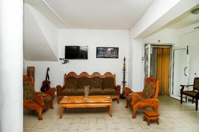 Oyo 347 Hotel Empryean Katunayaka Luaran gambar