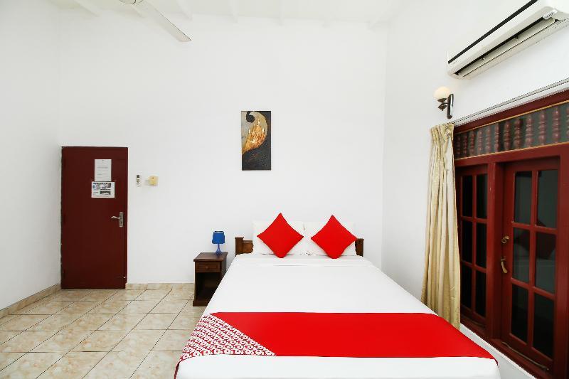 Oyo 347 Hotel Empryean Katunayaka Luaran gambar